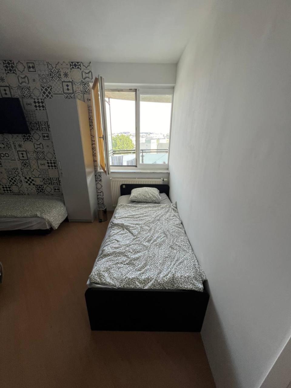 Hostel „U Sashka” Warszawa Exteriör bild